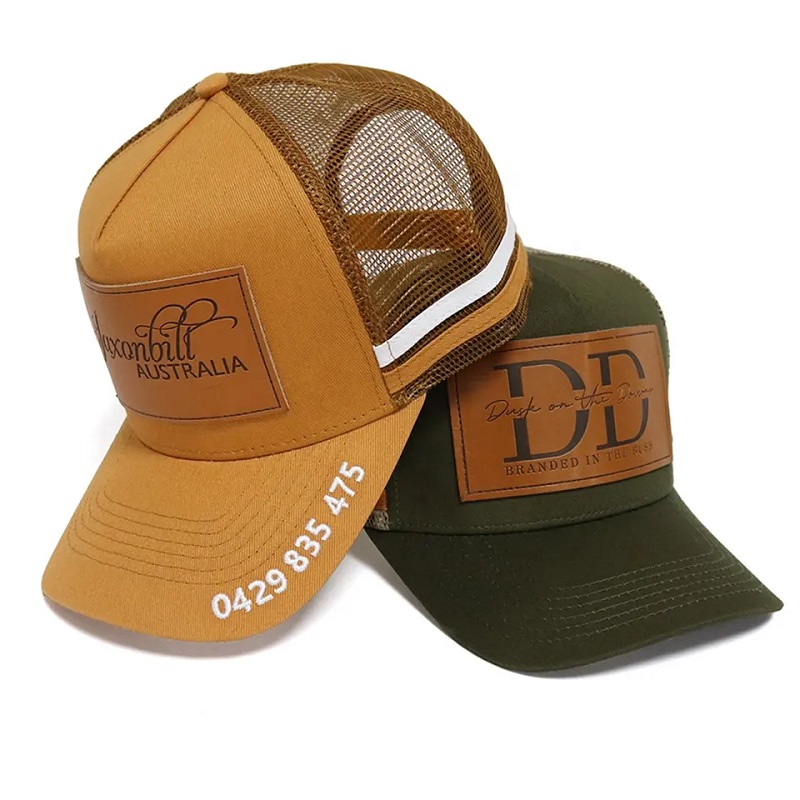 Hot Sale Anpassa 5 Panel Hög kronbomull Trucker Caps Custom Leather Patch med 2 sidor Stripe Trucker Hats