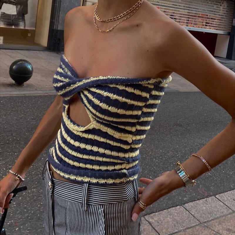 Summer Resort Sexig randig tröja stickad topphalter Top Bra
