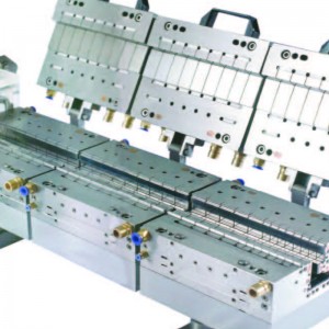 Plast extruderingsprofil mögel