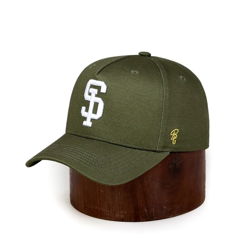 Anpassad 5 Fem paneler Högen Hög Mid Profile Crown Curved Brim Bill 940 K En ram A-ram Aframe Snapback Baseball Gorras Caps Hattar