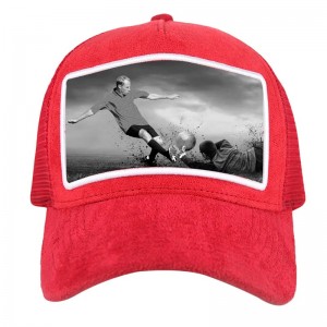 Partihandel högkvalitativ mesh anpassad sammet trucker cap 5 paneler anpassade applikationslapp broderi svart sammet trucker hatt