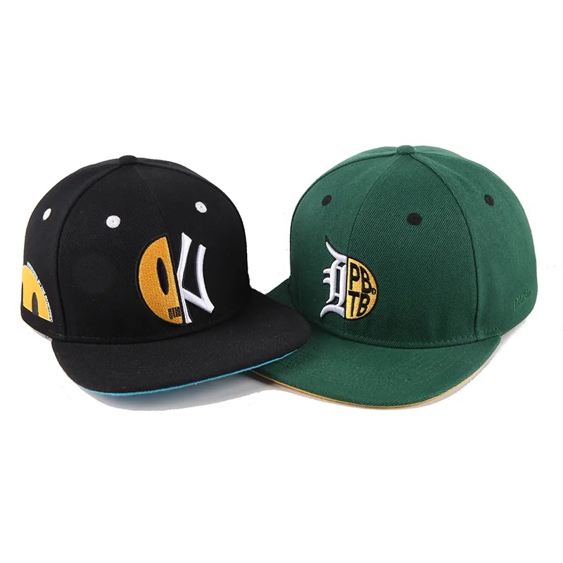 Fabrik grossist baseballhatt anpassade män snapback cap 6 panel platt brim broderi monterad sport mössa