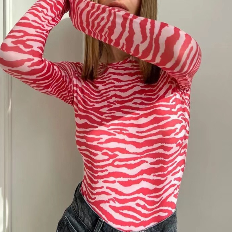 Europeisk och amerikansk stil rund hals zebra tryck t-shirt smal randig botten skjorta