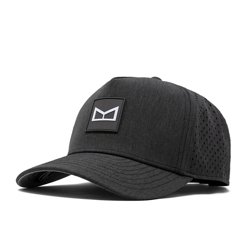 Högkvalitativ anpassad 5 -panel gummi PVC -logotyp Rope Baseball Cap, vattentät laserskuren hål perforerad hatt, prestanda golf pappa hatt