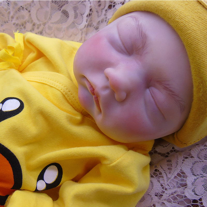 Hög simulering Reborn docka Silikonmaterialet Reborn Baby Sove Silicone Reborn Doll Realistic (efter smink)