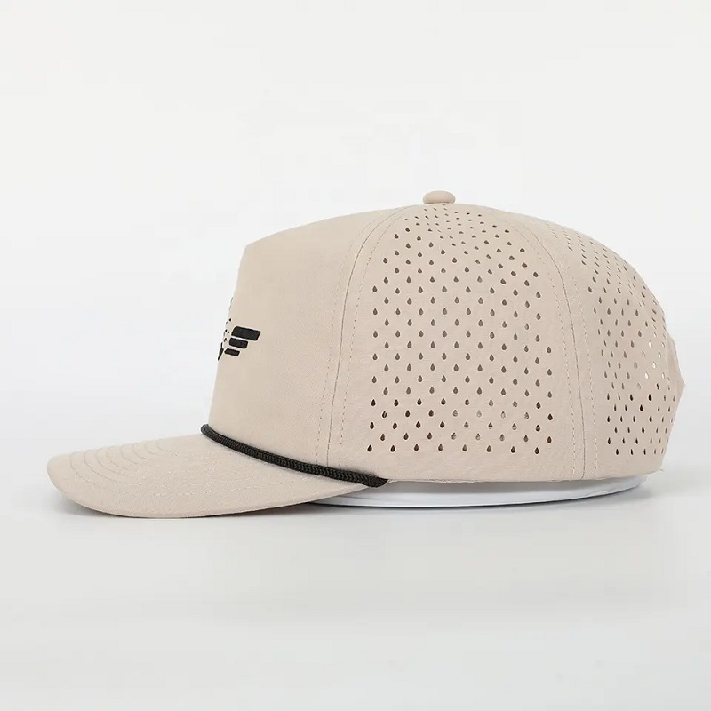 Partihandel anpassad broderi logotyp 5 panel pappa hatt hög kvalitet polyester golf gorras, laserskuren hål sport rep svart baseball mössa
