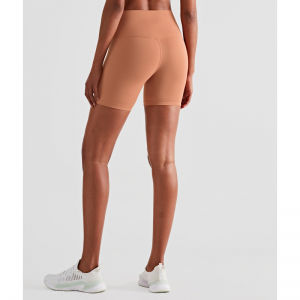 Ingen T-Line Peach Hip Solid Color Yoga Shorts