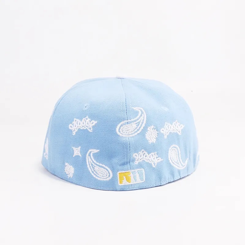 Partihandel Black Custom Made Snapback Hats 100% Akryl Hip Hop Cap Snapback Hat Embrodery Platt Bill Hats