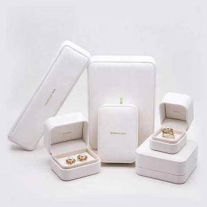 Anpassad läder lyxarmband halsband örhängen ringlåda förpackning smyckeslåda