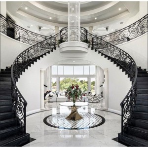 Staket av smidesjärn