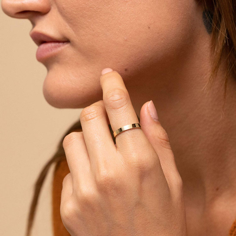 Hongde 14K guldfyllda ringar läckra guld staplingsbara stapelbara band storlek 4 till 11