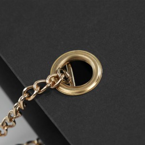 Luxe svart kedjehandtag papperspåse