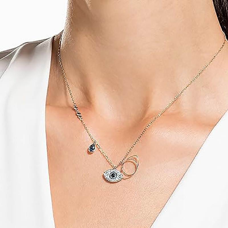 Radiant Guardian Evil Eye Halsband med blå zirkonaccenter en symbol för elegans, skydd och tidlös stil