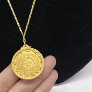 24k guld-Pläterade lyckliga tre-Ben Toad Wealth Pendant med intrikat filigran och FU -karaktär för välstånd och förmögenhet