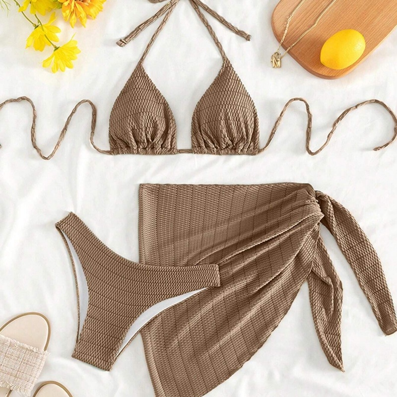 Nya 2025 europeiska och amerikanska-stil sexig solid-Färg två-bit bikini. Lämplig för utrikeshandel och kors-gräns e-Handel på Amazon och Aliexpress. Bundna bikini 8942 Pris:$99.99
