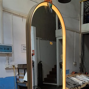 Zotye rostfritt stål integrerad lampa och anpassningsbar elektropläterad rostfritt stål smart spegel