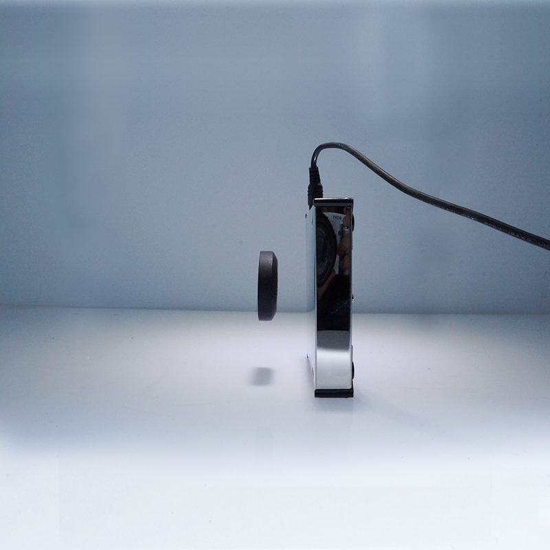 1618990001.jpg 侧悬展示托2.jpg