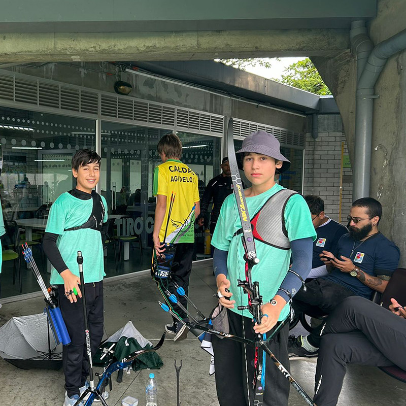 1716795534.jpg Archery bow1.jpg